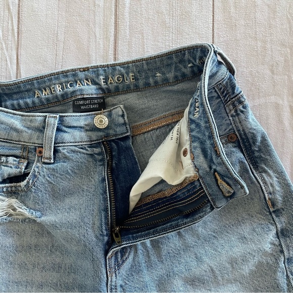 American Eagle Highest Rise Mom Jeans Women’s 00 Blue Distressed Ripped Comfort - Picture 7 of 14